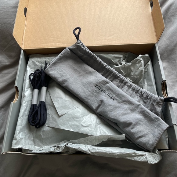 Men Balenciaga Track Sneaker Black/Black Clear size 42 (9) - Picture 10 of 12